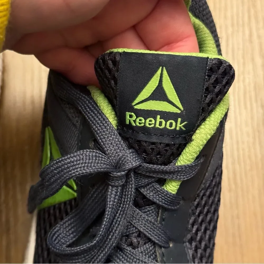 Reebok Kids Navy and Green Flexagon Energy Athletic Shoes Size 5